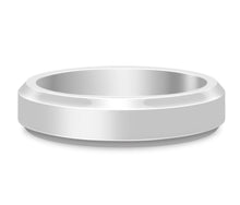 Load image into Gallery viewer, New York - Weighted Bevelled Edge Wedding Band