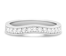 Load image into Gallery viewer, Santiago - Wave Pavé Set Wedding Band